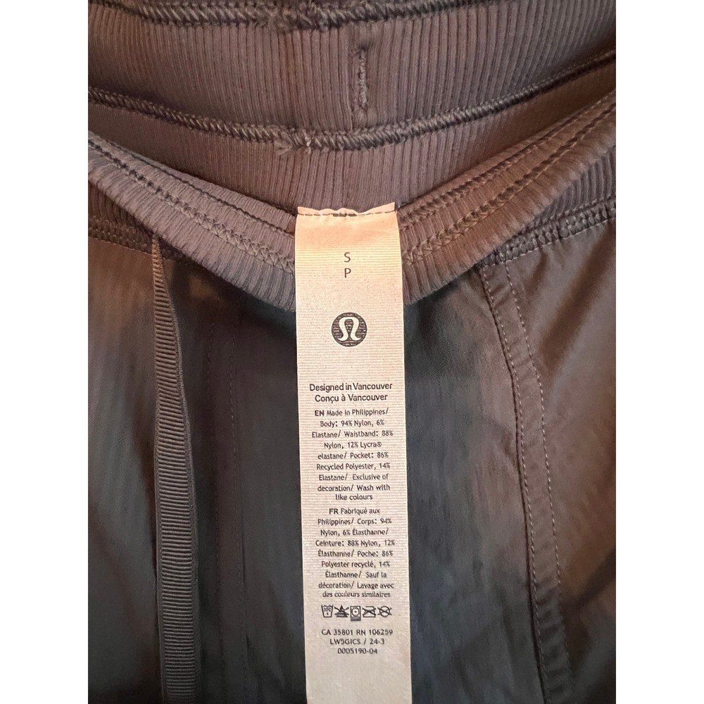 Lululemon Cargo Joggers Women S Graphite Grey Beyond the Studio Athletic Pant - Picture 3 of 4